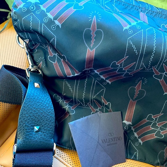 Valentino Garavani flap messenger bag - Picture 6 of 7